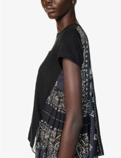 Sacai Bandana-pattern Contrast-panel Cotton T-shirt -Whistles Shop R04180390 BLACKNAVY ALT04